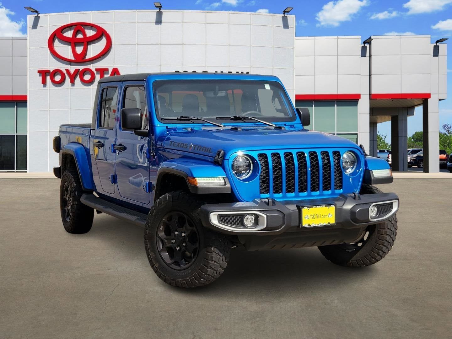 Used 2023 Jeep Gladiator