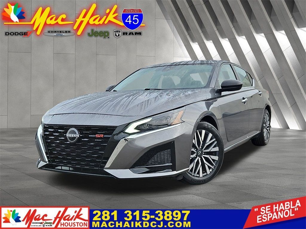 Used 2024 Nissan Altima
