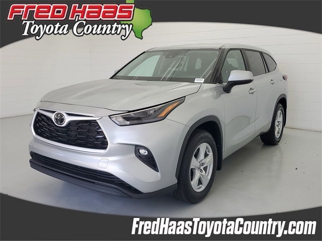 Used 2024 Toyota Highlander
