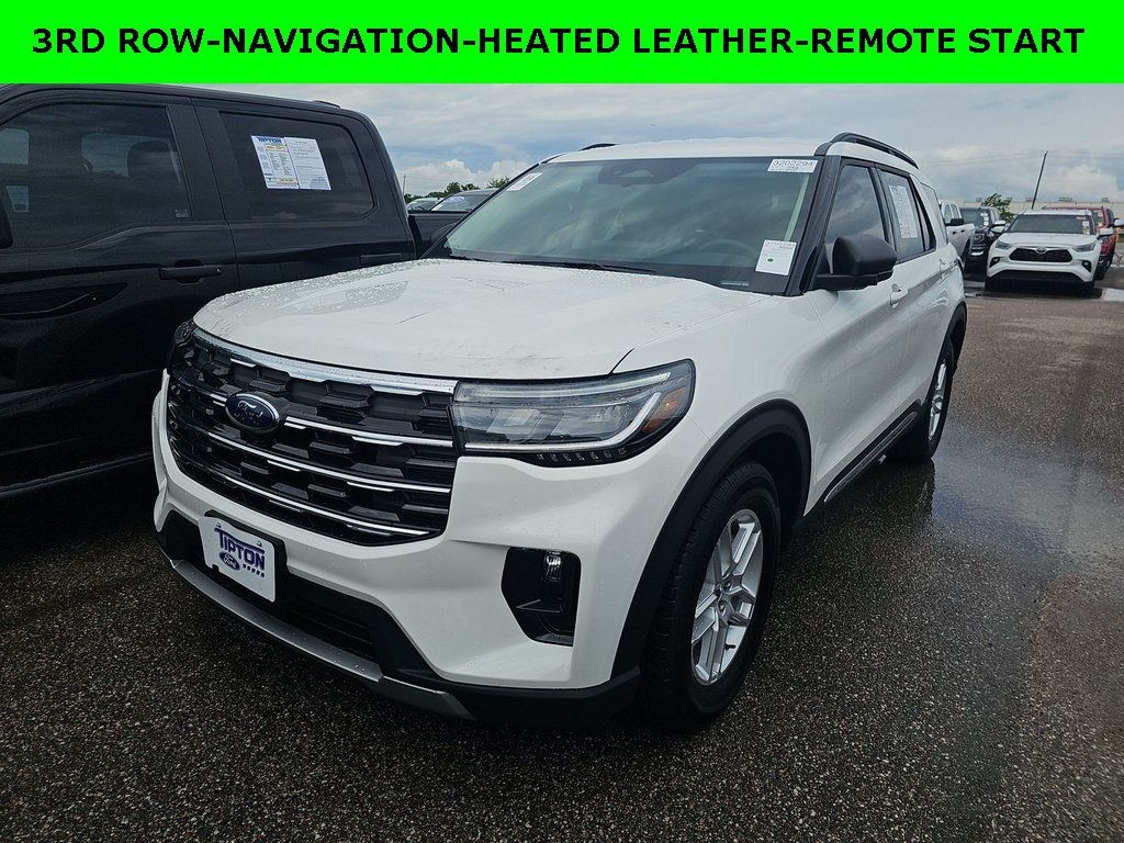 Used 2025 Ford Explorer