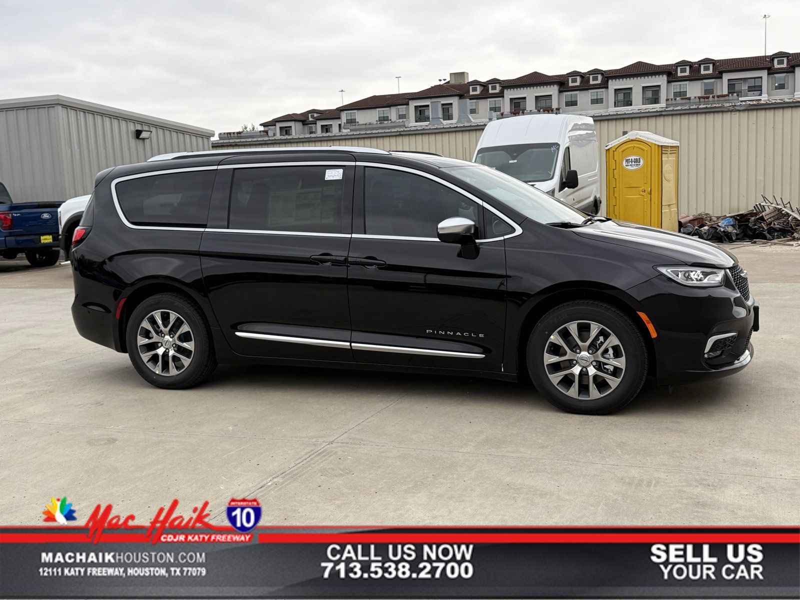 New 2025 Chrysler Pacifica