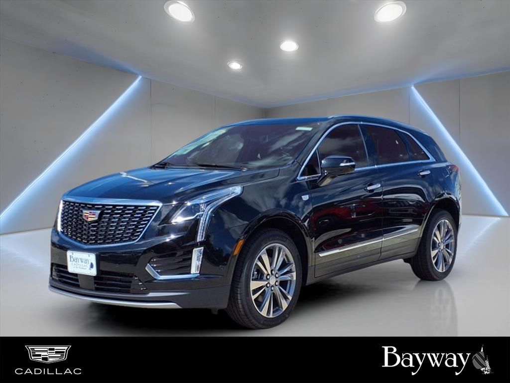 New 2025 Cadillac XT5