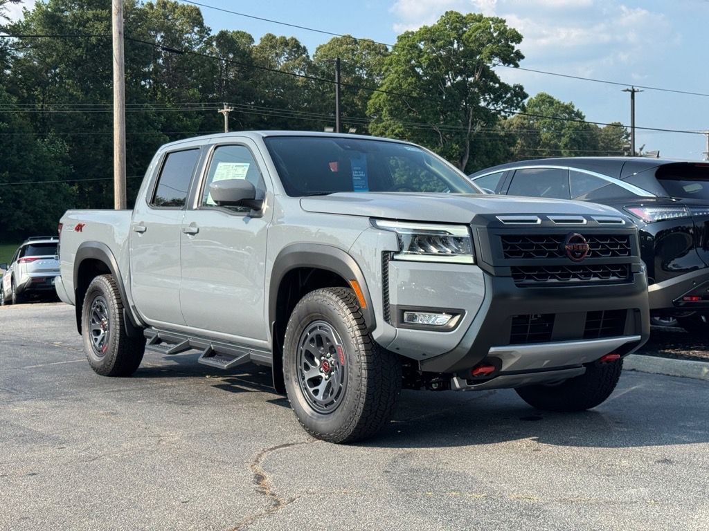 New 2025 Nissan Frontier