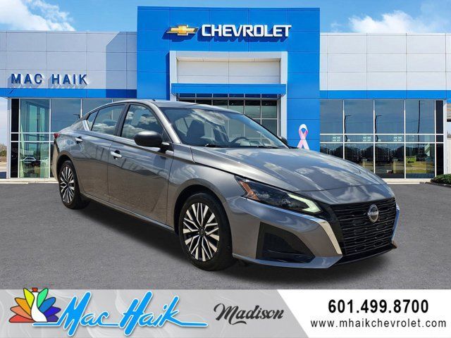 Used 2024 Nissan Altima