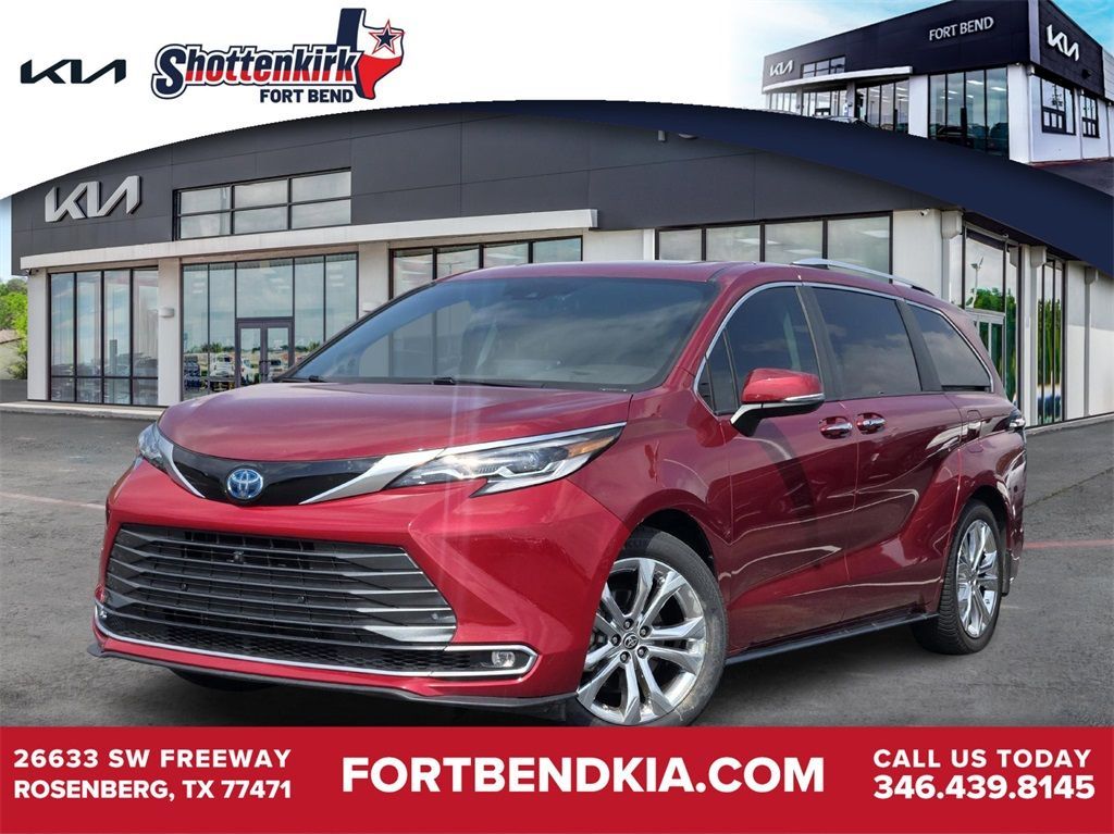 Used 2022 Toyota Sienna