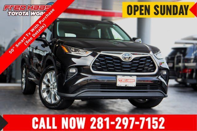Used 2021 Toyota Highlander