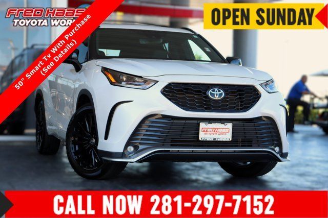 Used 2023 Toyota Highlander