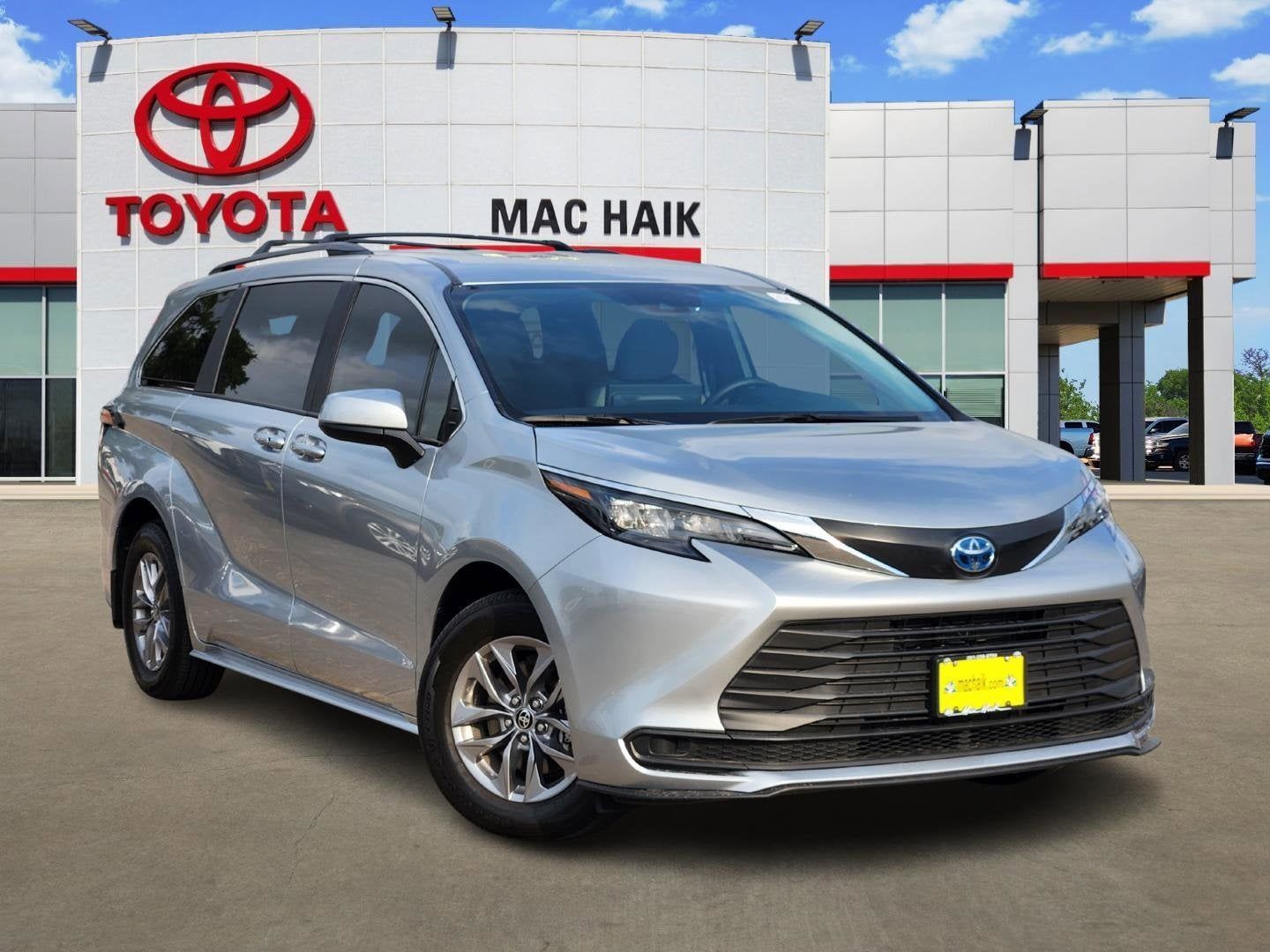 Used 2025 Toyota Sienna