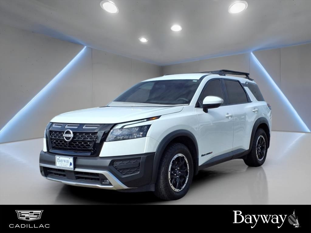 Used 2024 Nissan Pathfinder
