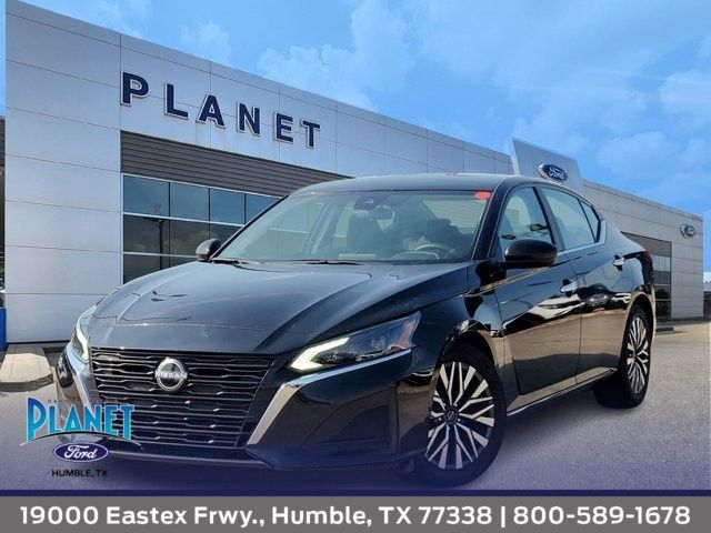 Used 2023 Nissan Altima