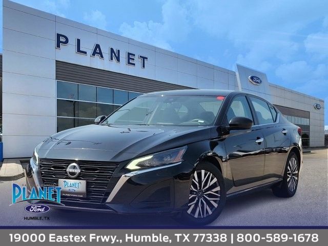 Used 2023 Nissan Altima