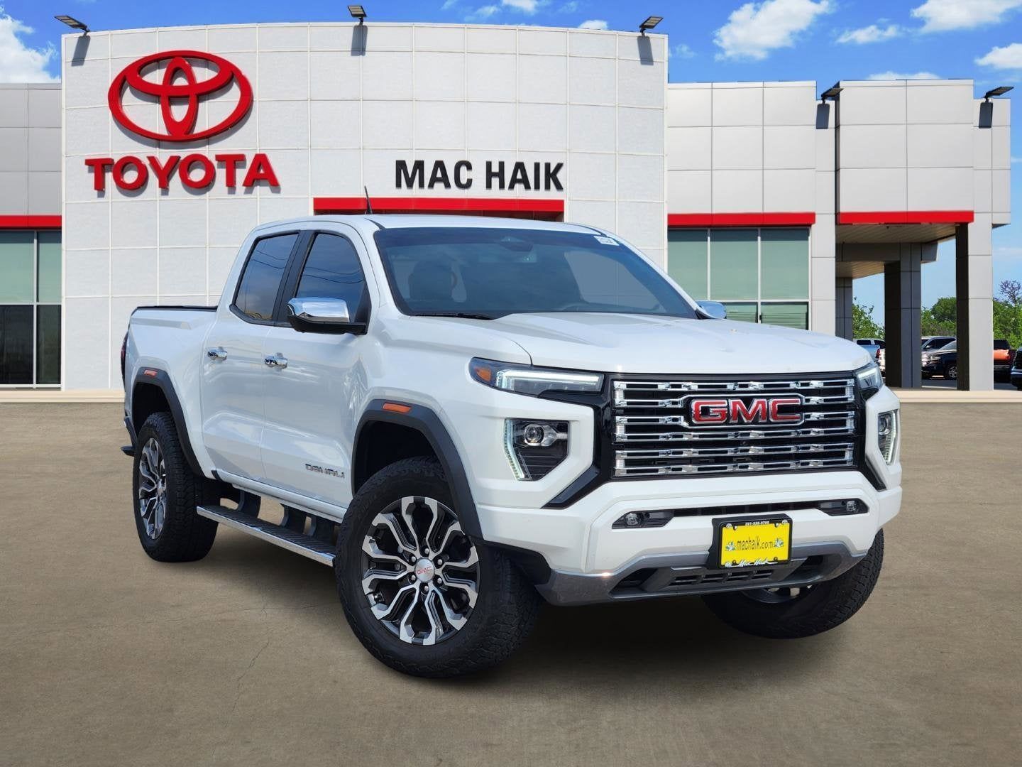 Used 2023 GMC Canyon
