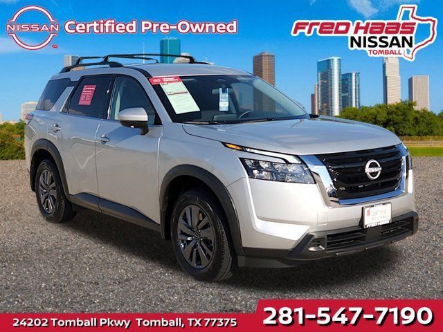 Used 2025 Nissan Pathfinder