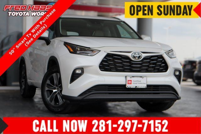 Used 2023 Toyota Highlander