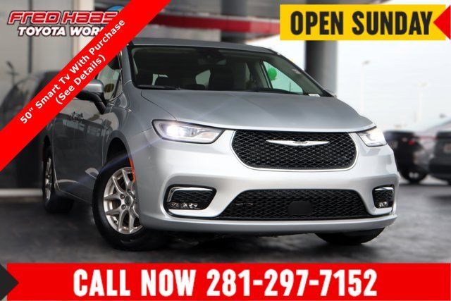 Used 2023 Chrysler Pacifica