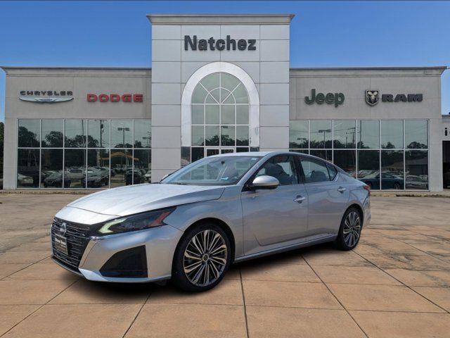 Used 2023 Nissan Altima