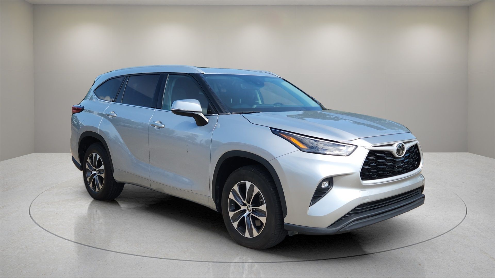 Used 2022 Toyota Highlander