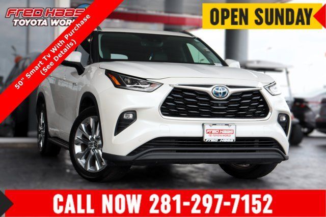 Used 2021 Toyota Highlander