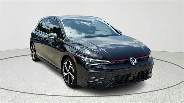 New 2025 Volkswagen Golf