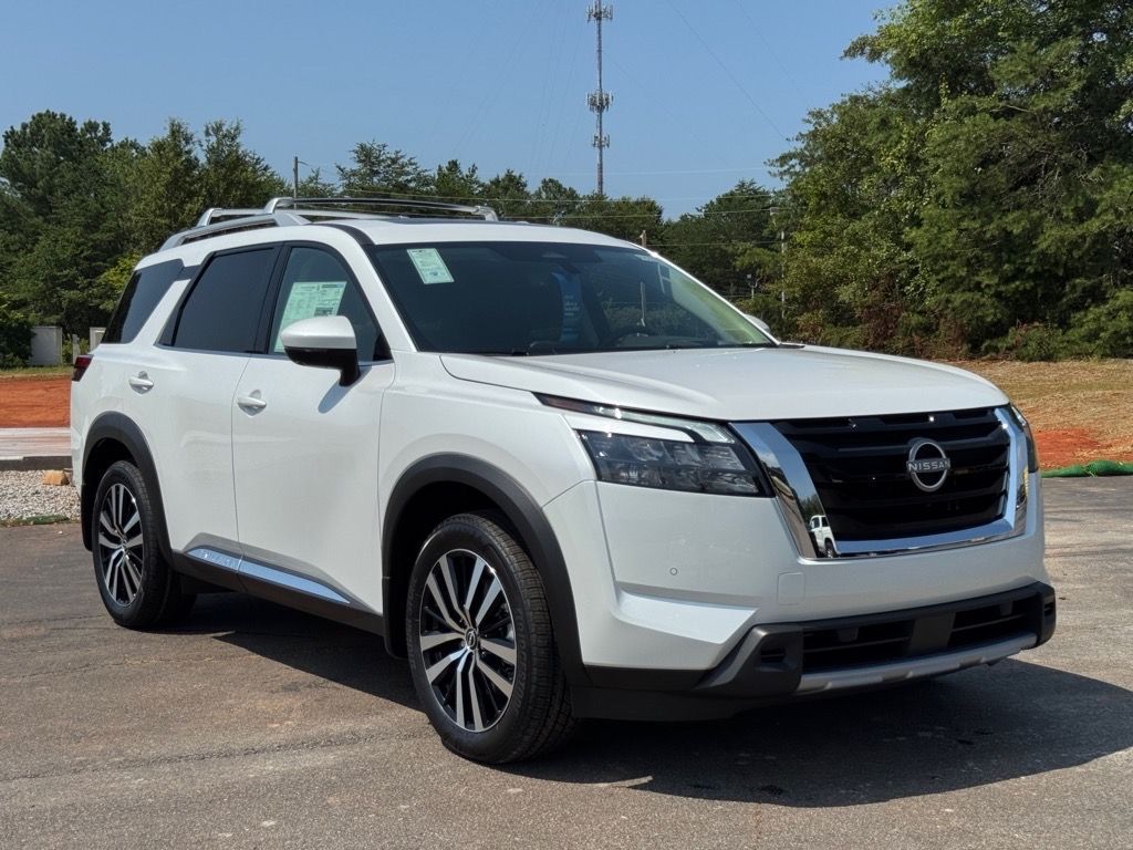 New 2025 Nissan Pathfinder