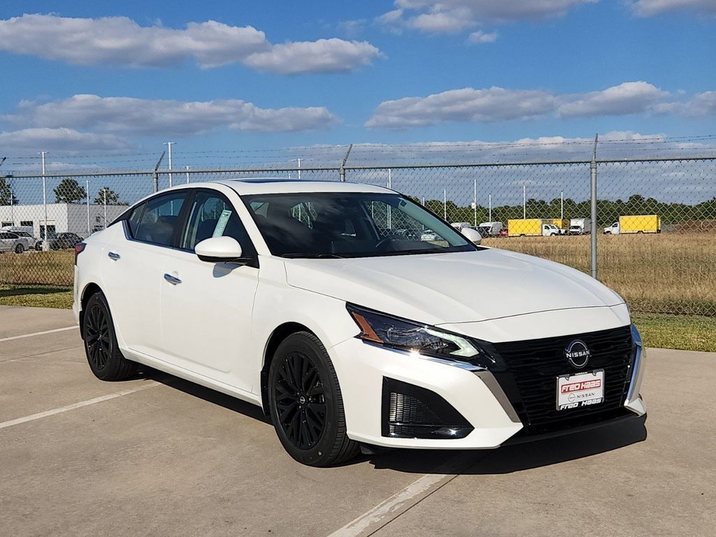 New 2025 Nissan Altima