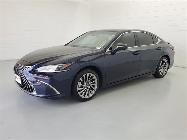 Used 2025 Lexus ES