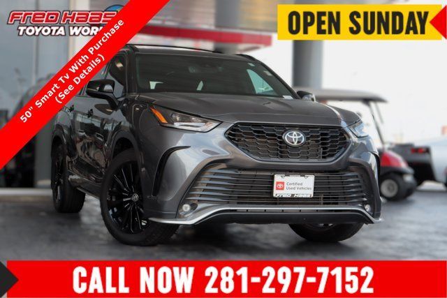 Used 2023 Toyota Highlander