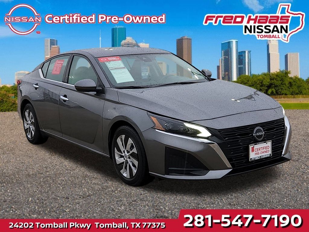 Used 2023 Nissan Altima