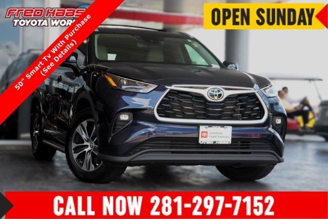 Used 2023 Toyota Highlander