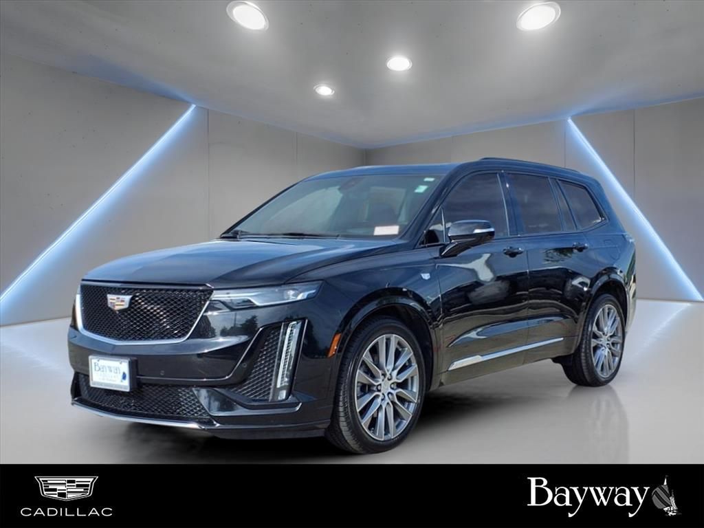 Used 2021 Cadillac XT6