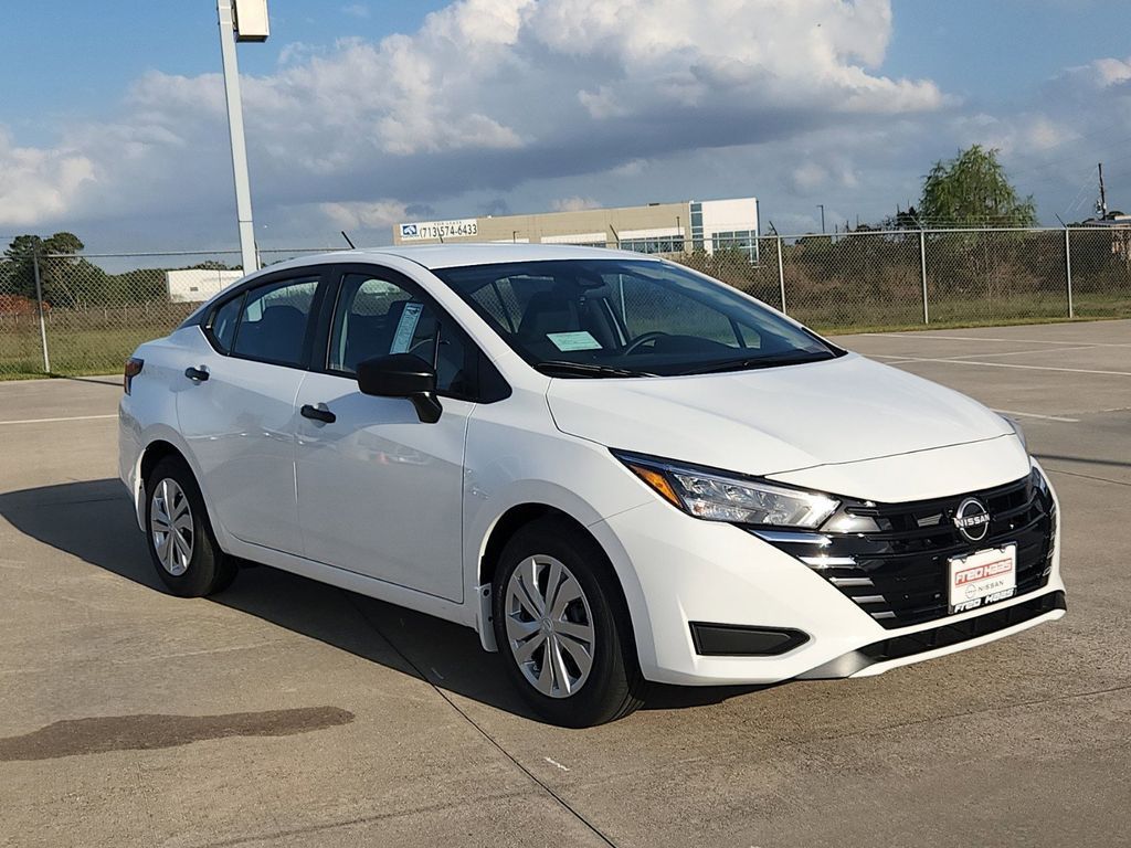New 2025 Nissan Versa