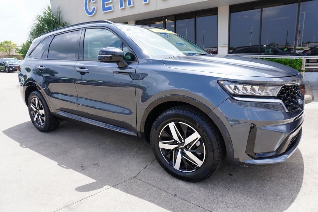 Used 2023 Kia Sorento