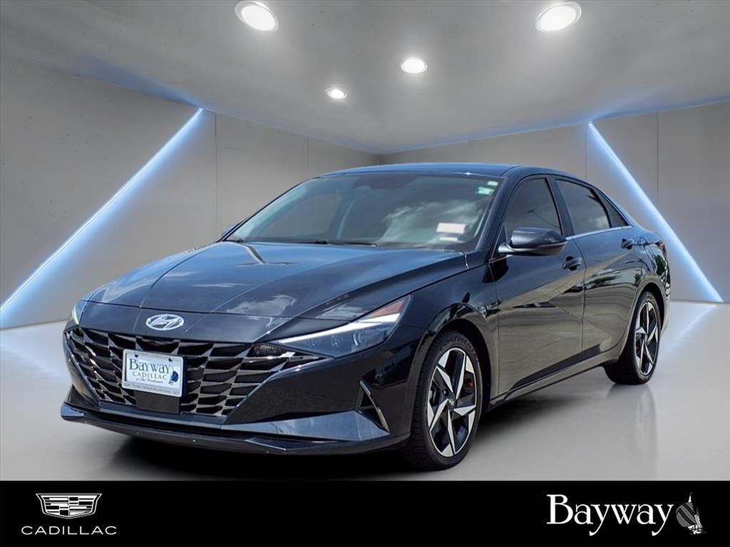 Used 2023 Hyundai Elantra