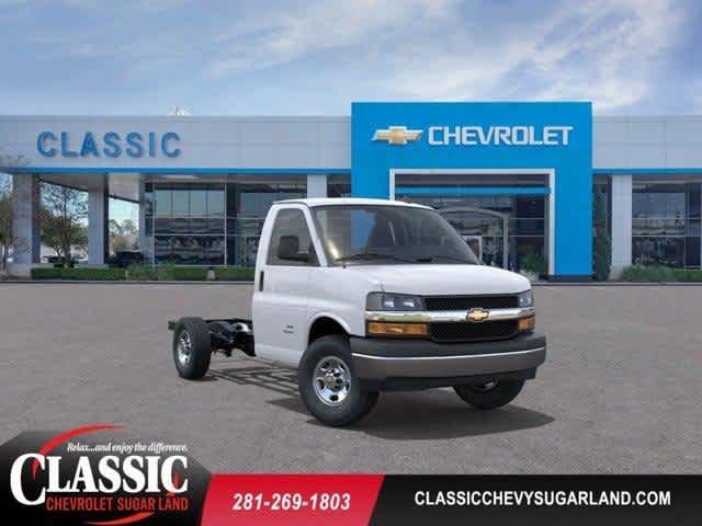 New 2025 Chevrolet Express Passenger