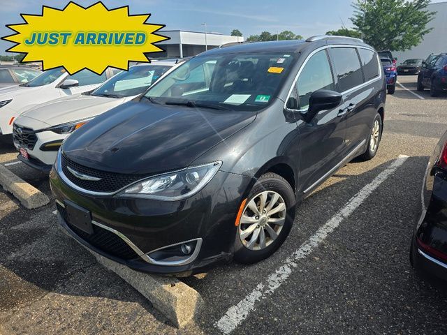 Used 2018 Chrysler Pacifica