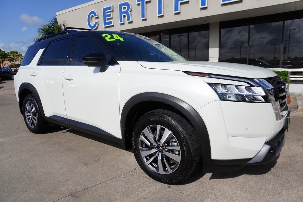 Used 2024 Nissan Pathfinder