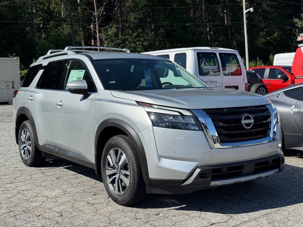 New 2025 Nissan Pathfinder
