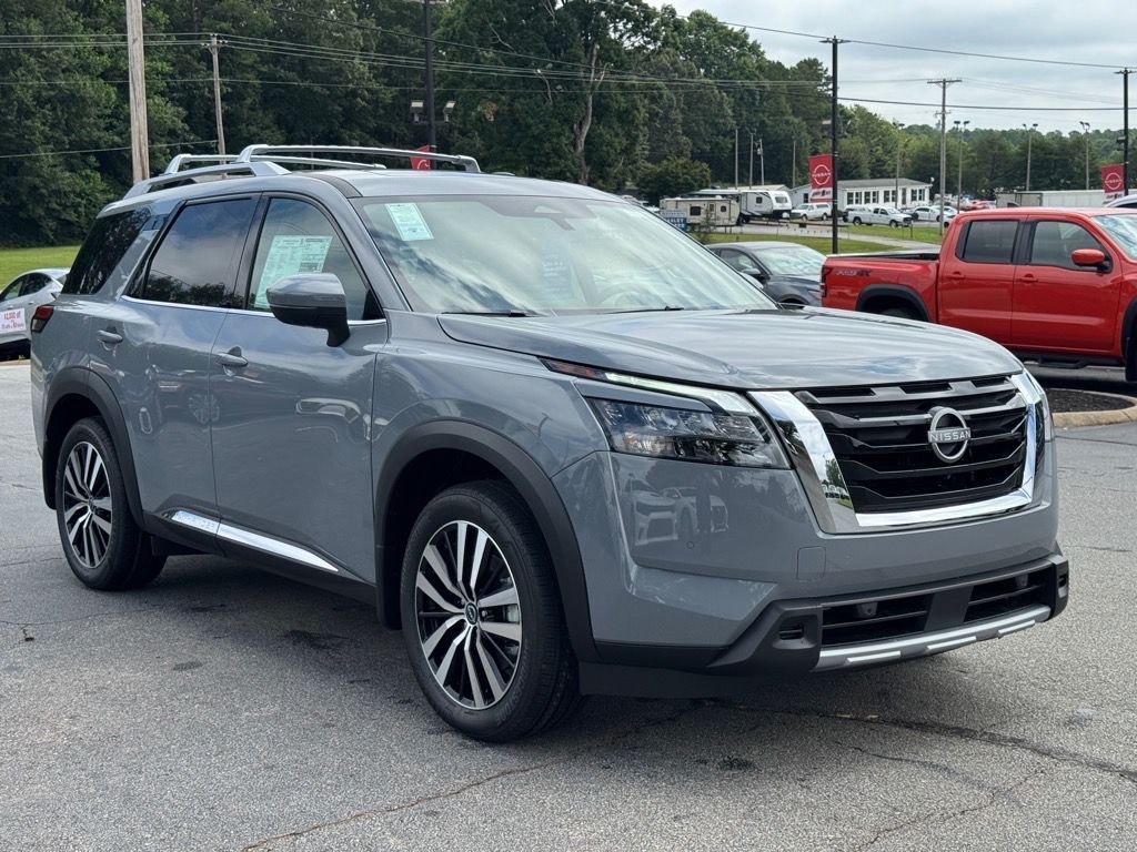 New 2025 Nissan Pathfinder