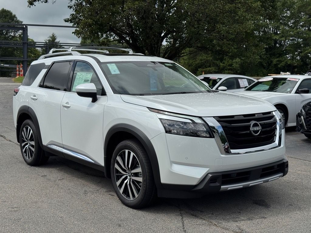 New 2025 Nissan Pathfinder