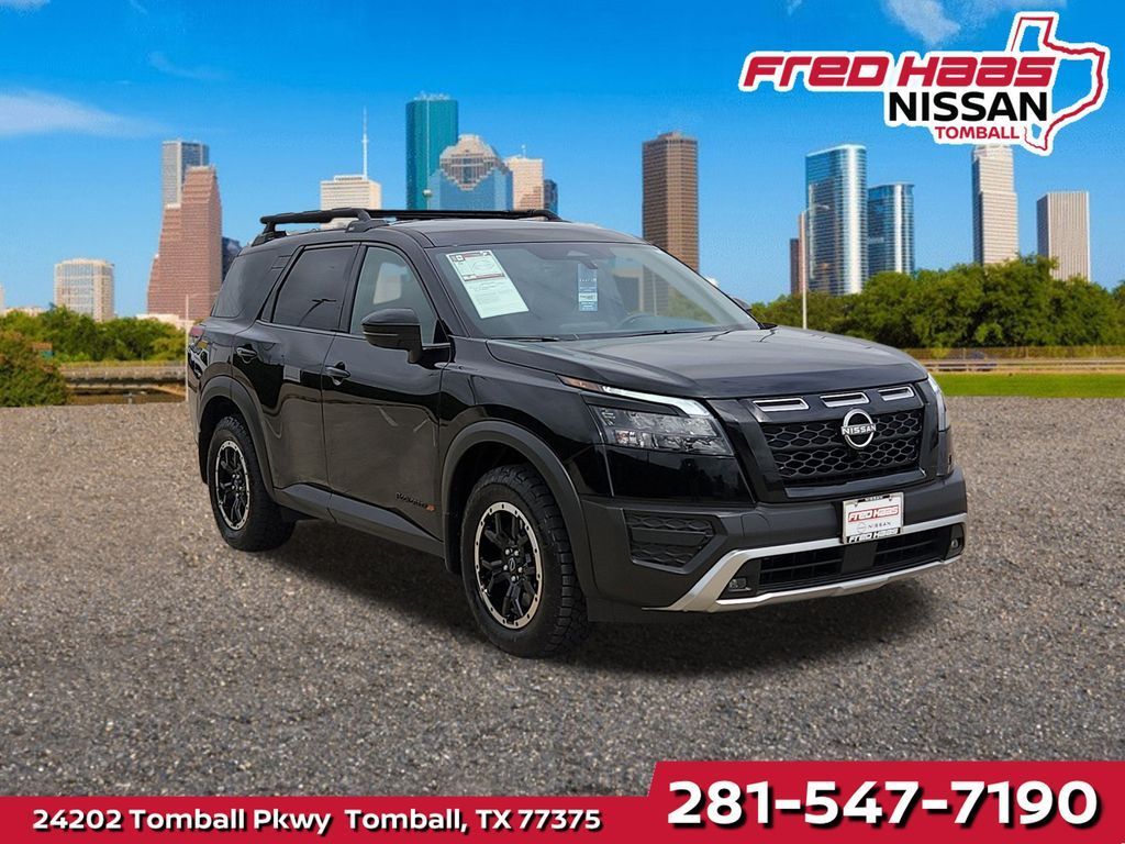Used 2025 Nissan Pathfinder