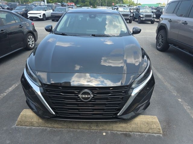 Used 2023 Nissan Altima