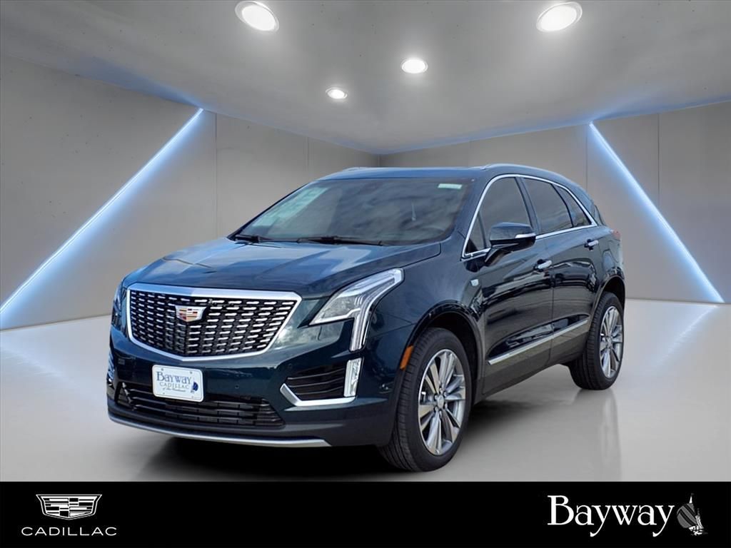 New 2025 Cadillac XT5