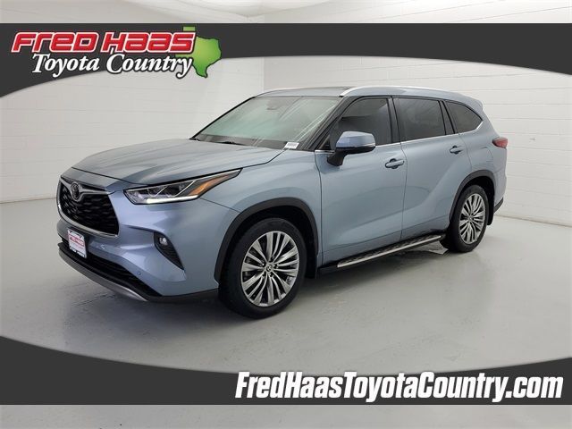 Used 2022 Toyota Highlander