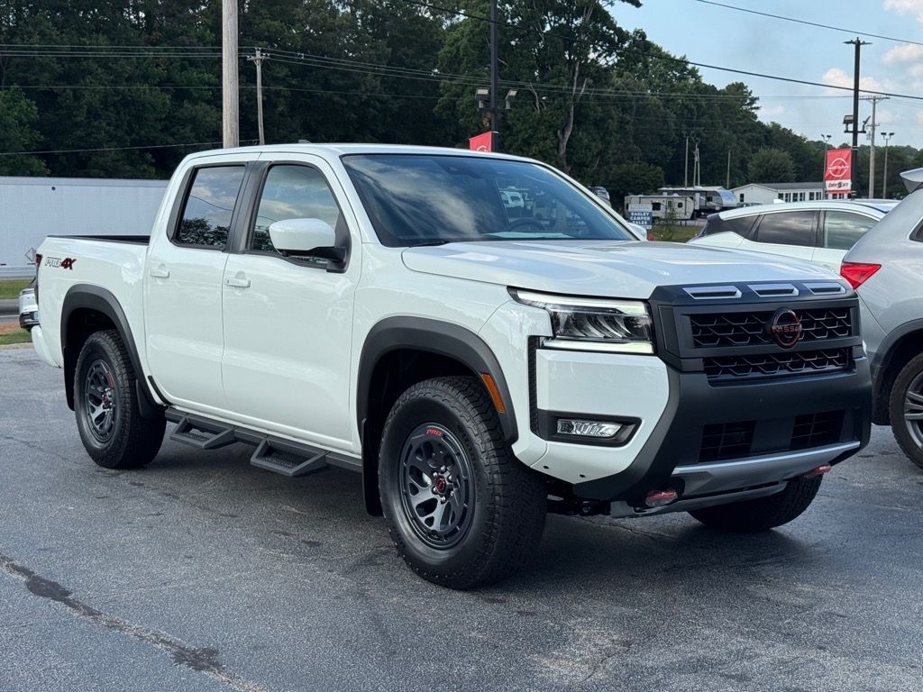 New 2025 Nissan Frontier