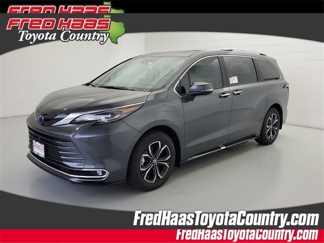 New 2025 Toyota Sienna