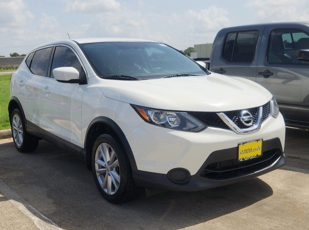 Used 2017 Nissan Rogue