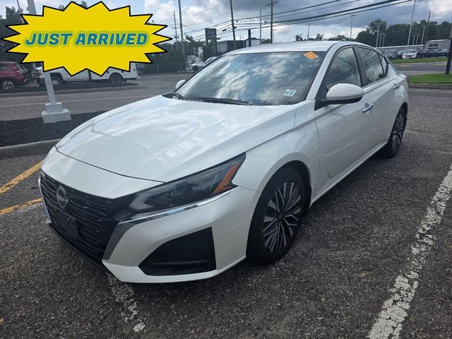 Used 2023 Nissan Altima