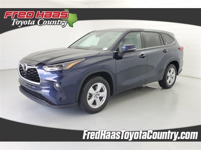 Used 2022 Toyota Highlander