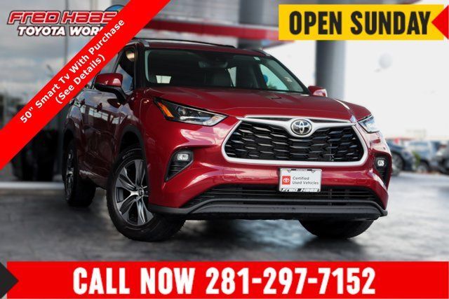 Used 2023 Toyota Highlander
