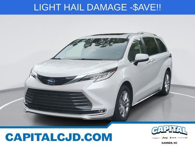 Used 2022 Toyota Sienna